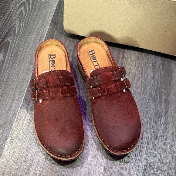 Born the Cort Clog in Burgundy Slip-On Leather Clogs with Buckles Sz 8 - Picture 3 of 7